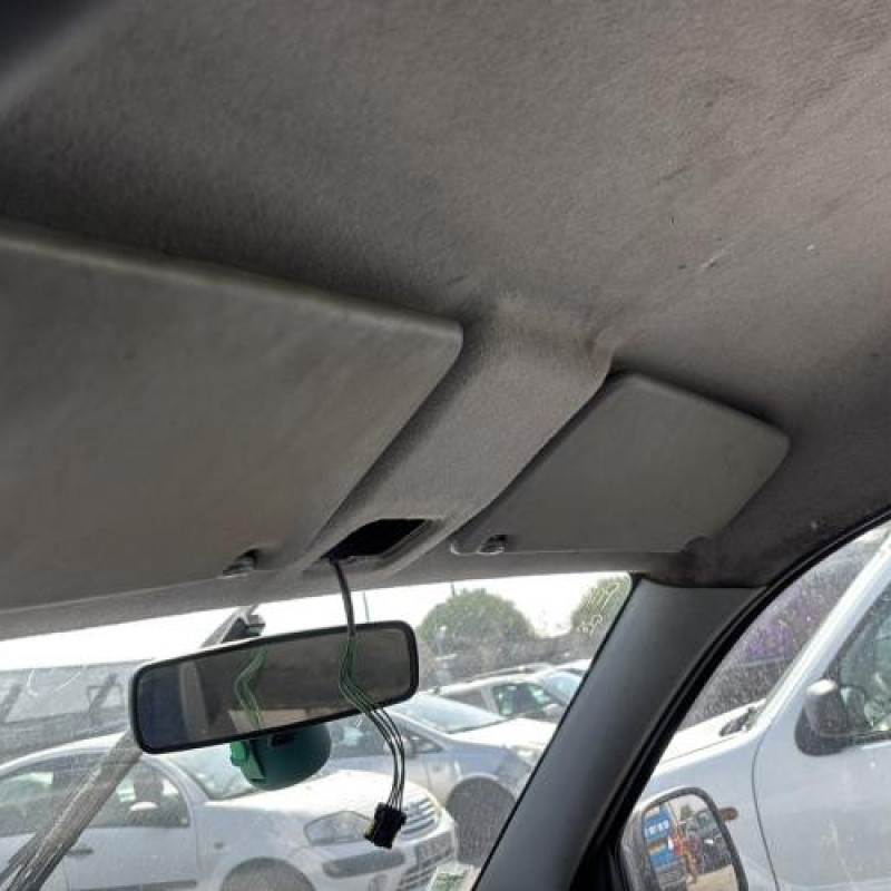 Porte avant gauche PEUGEOT PARTNER 1 Photo n°19