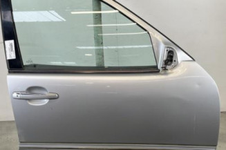 Porte avant droit MERCEDES CLASSE E 210 Photo n°1