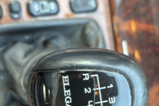 Porte avant gauche MERCEDES CLASSE E 210