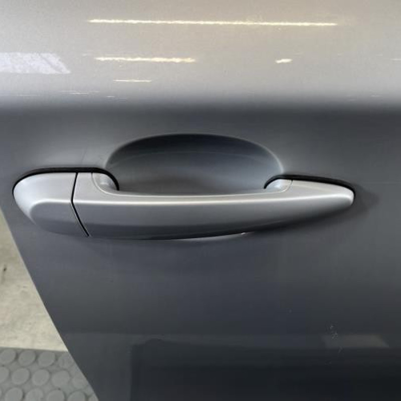 Porte avant droit BMW SERIE 1 E87 Photo n°2