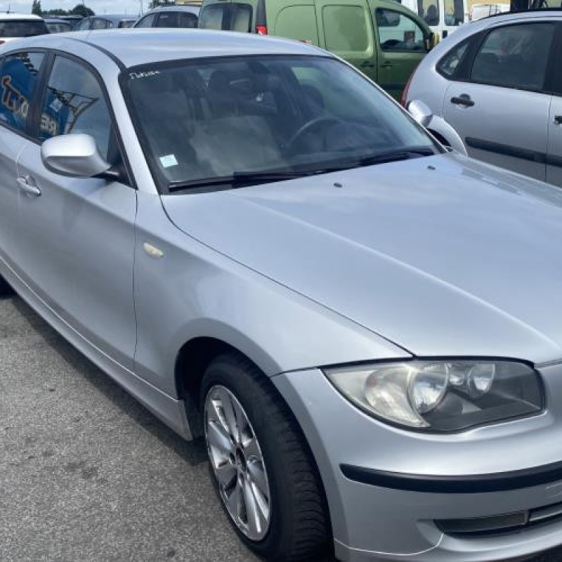 Porte avant droit BMW SERIE 1 E87 Photo n°19