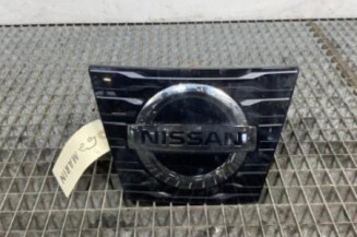Sigle de calandre NISSAN X-TRAIL 3 Photo n°1