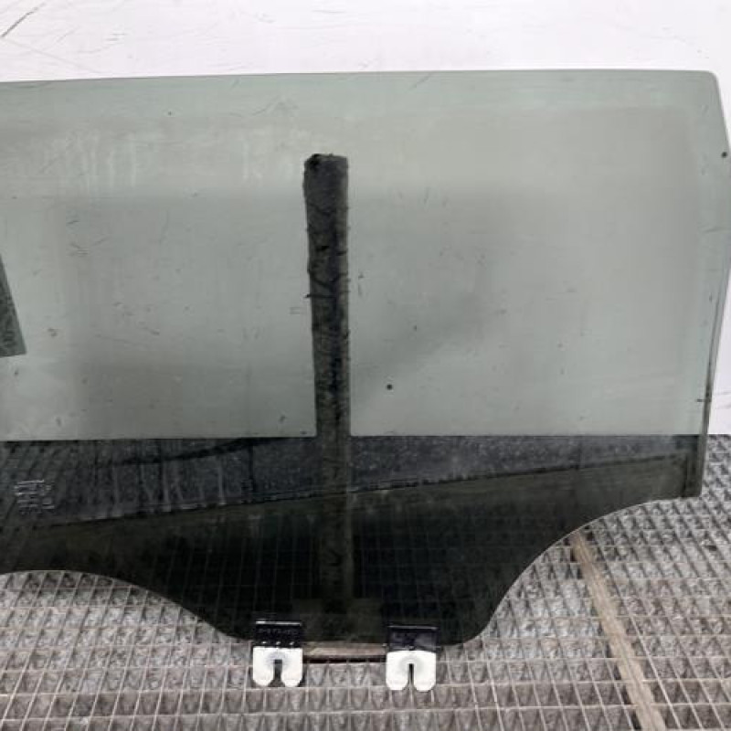 Vitre arriere droit JEEP CHEROKEE 4 Photo n°4