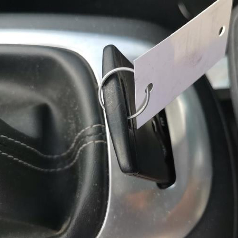 Vitre arriere droit RENAULT SCENIC 3 Photo n°6