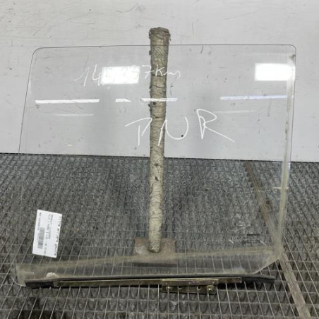 Vitre arriere gauche RENAULT CLIO 1 Photo n°1