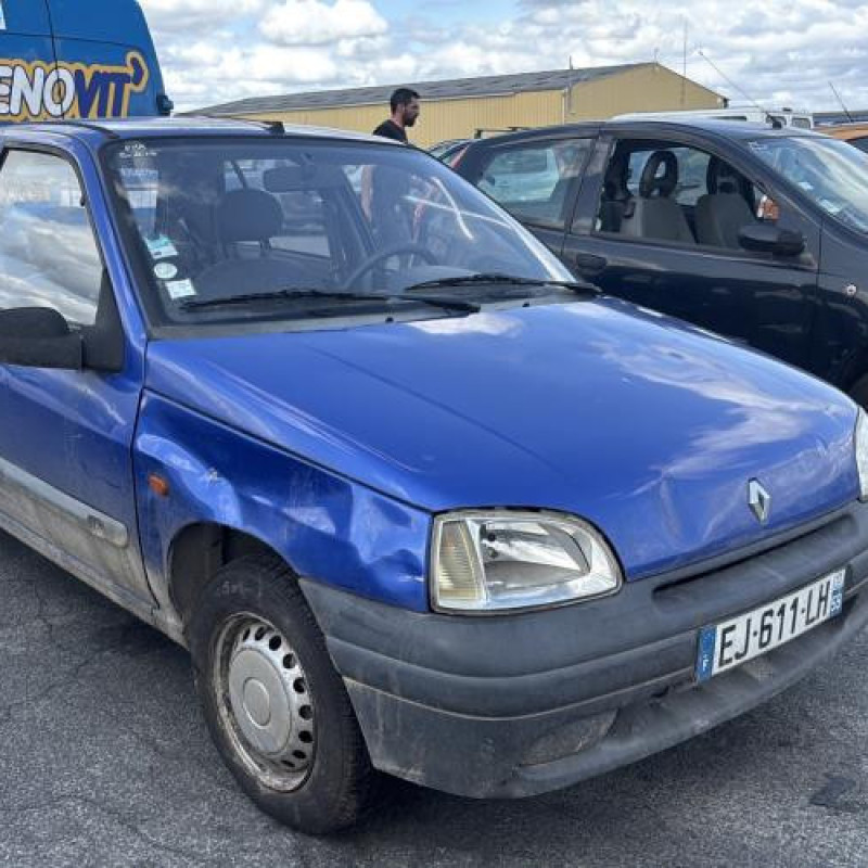 Vitre arriere gauche RENAULT CLIO 1 Photo n°6