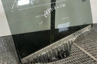 Vitre arriere gauche DACIA DUSTER 1