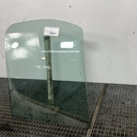 Vitre avant droit RENAULT TRAFIC 2