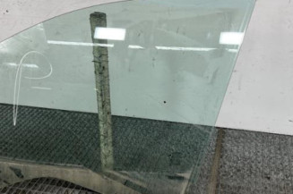 Vitre avant gauche JEEP CHEROKEE 4
