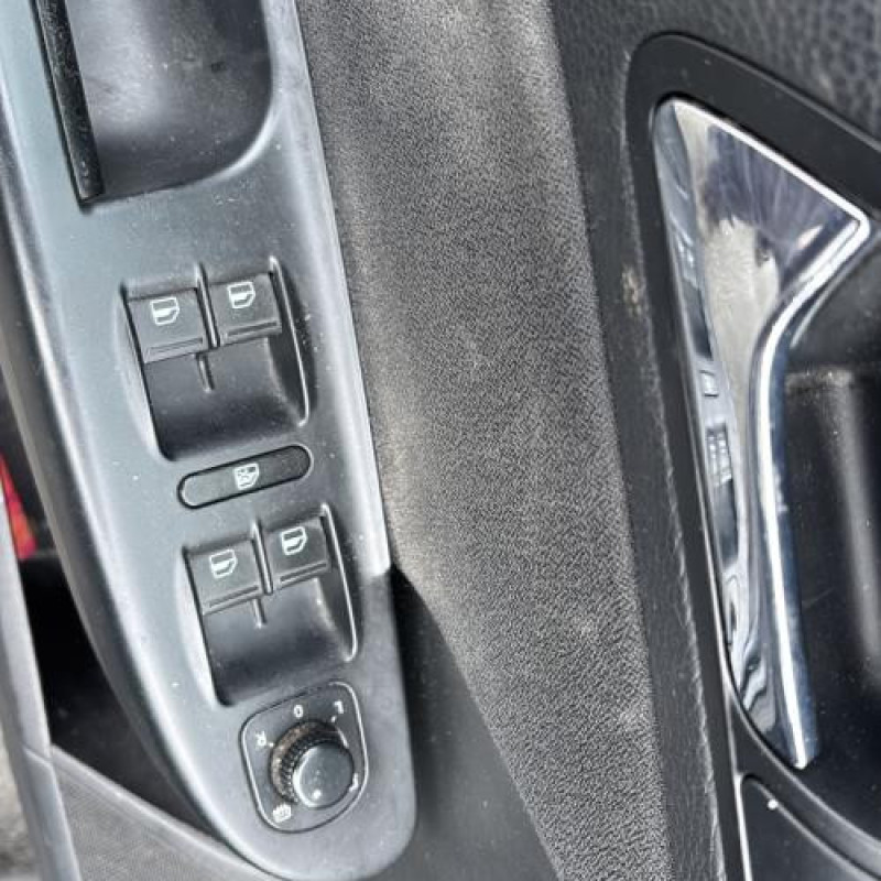 Vitre avant droit VOLKSWAGEN PASSAT 5 Photo n°15