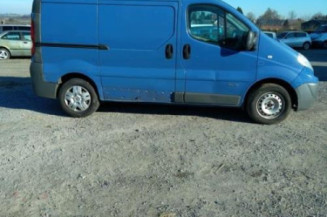 Face avant RENAULT TRAFIC 2