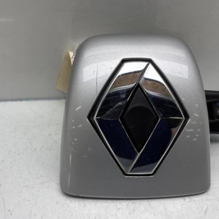 Bouton de coffre RENAULT CLIO 2 CAMPUS Photo n°1