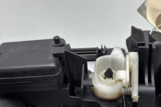 Bouton de coffre RENAULT CLIO 2 CAMPUS