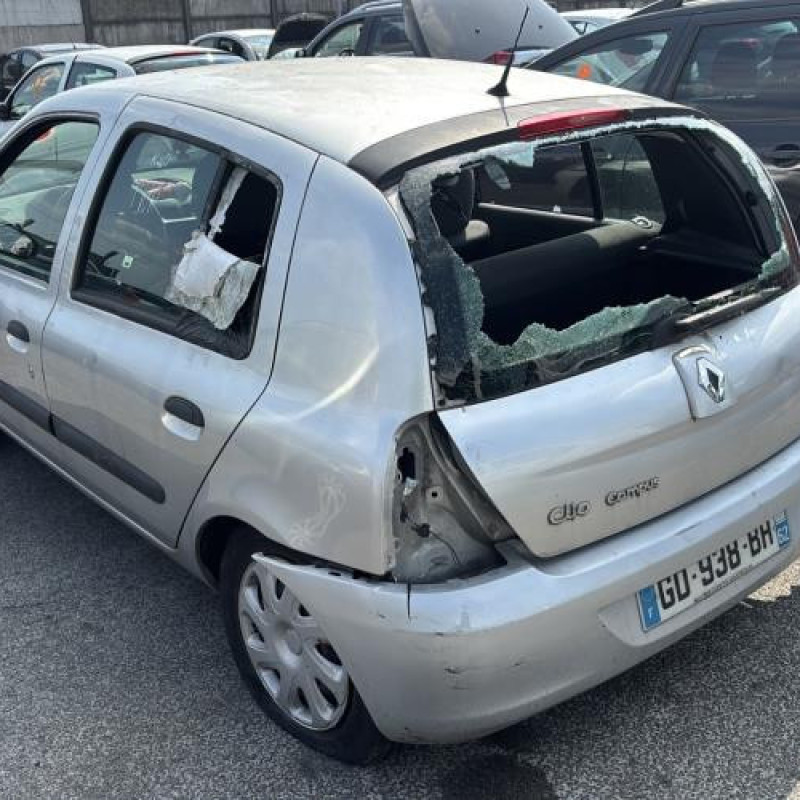 Bouton de coffre RENAULT CLIO 2 CAMPUS Photo n°10