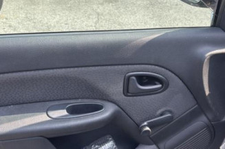 Bouton de coffre RENAULT CLIO 2 CAMPUS