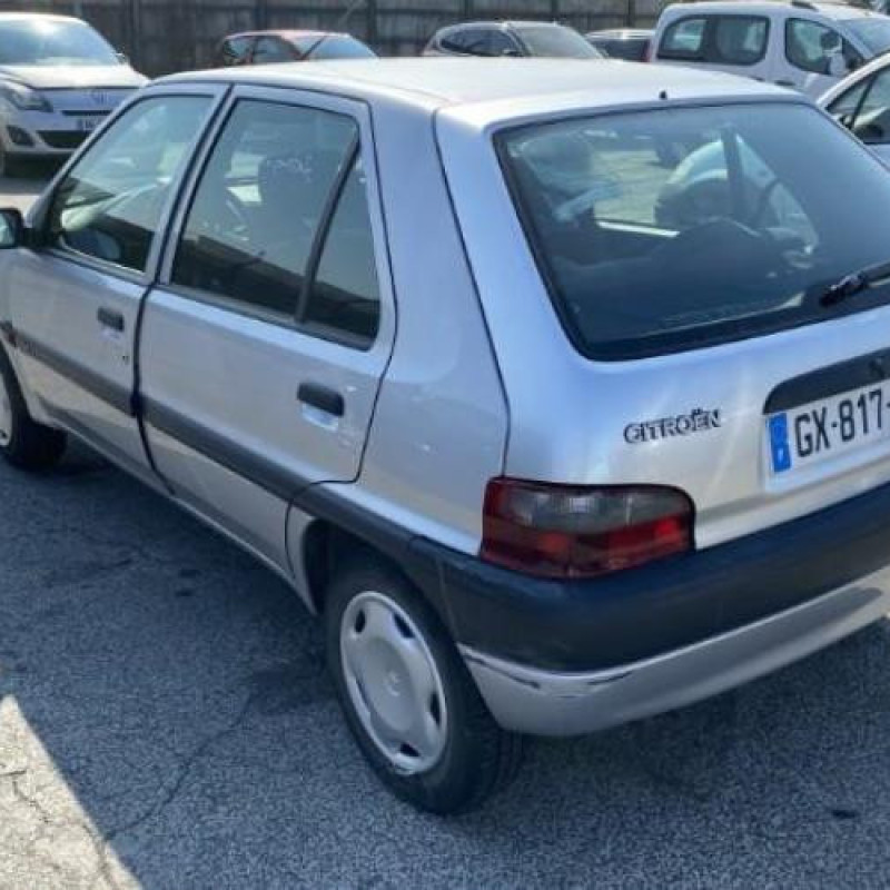 Bouton de warning CITROEN SAXO Photo n°20
