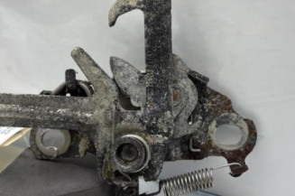 Fermeture de capot CITROEN C3 2