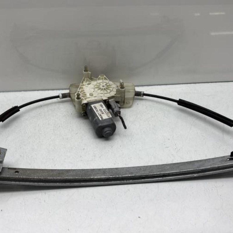 Leve vitre electrique avant droit PEUGEOT 406 Photo n°1