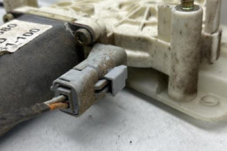 Leve vitre electrique avant droit PEUGEOT 406