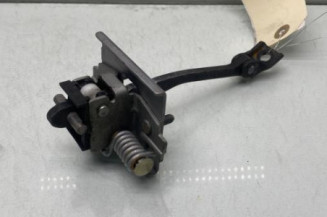 Arret de porte avant droit PEUGEOT 3008 1 Photo n°1