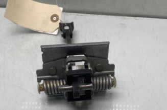 Arret de porte avant droit PEUGEOT 3008 1