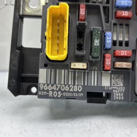 Boitier servitude moteur (BSM) PEUGEOT 308 1