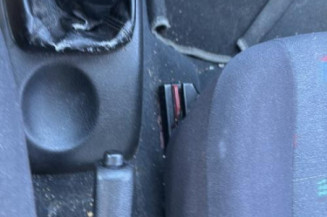 Vitre avant gauche OPEL CORSA B