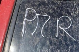Plage arriere PEUGEOT 106