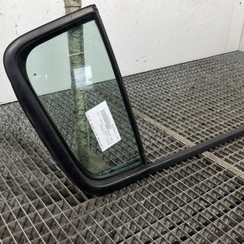 Custode arriere droit (porte) RENAULT CLIO 3 Photo n°2