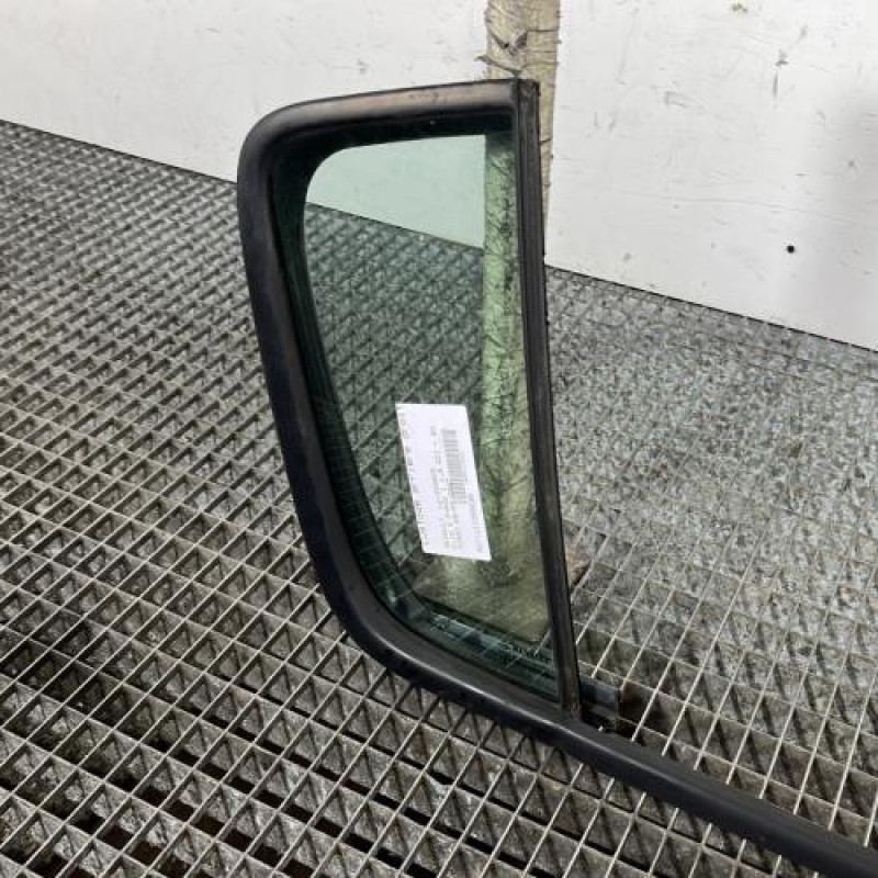 Custode arriere droit (porte) RENAULT CLIO 3 Photo n°3