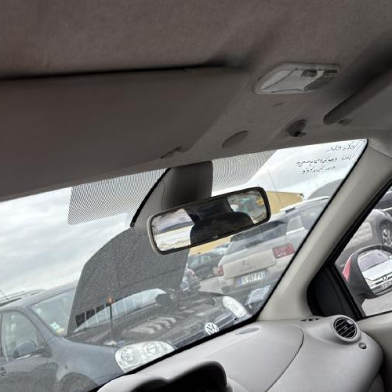 Porte avant gauche RENAULT TWINGO 2 Photo n°19
