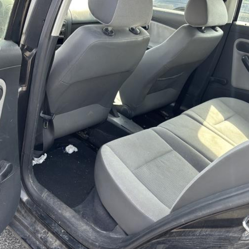 Feu arriere principal gauche (feux) SEAT IBIZA 3 Photo n°13
