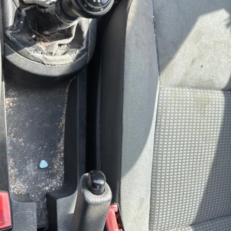 Feu arriere principal gauche (feux) SEAT IBIZA 3 Photo n°19