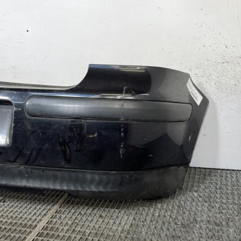 Pare choc arriere VOLKSWAGEN GOLF 4 Photo n°3