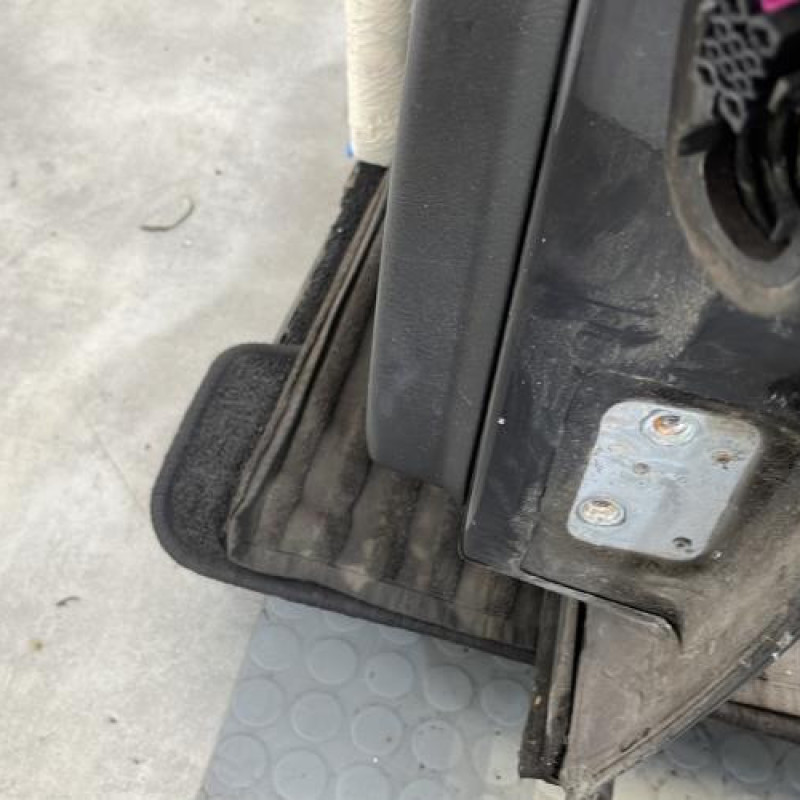 Porte arriere gauche VOLKSWAGEN GOLF 4 Photo n°5