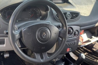 Bras essuie glace avant gauche RENAULT CLIO 3