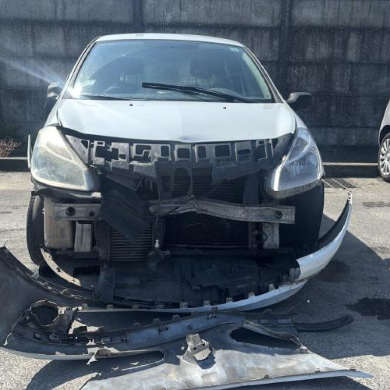 Feu arriere principal gauche (feux) RENAULT CLIO 3 Photo n°11