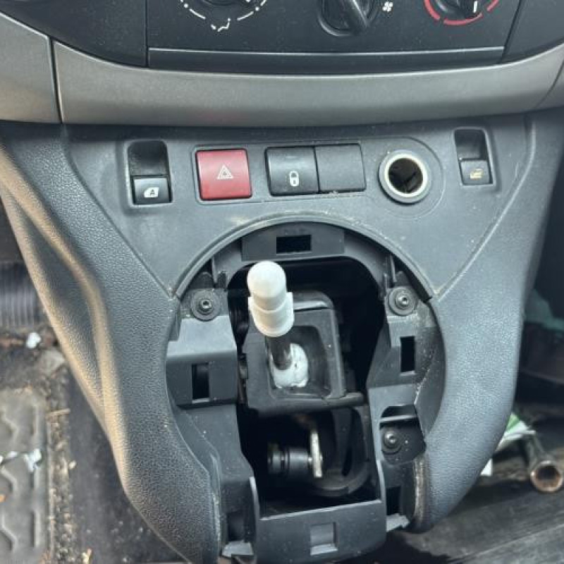 Custode arriere gauche CITROEN BERLINGO 2 Photo n°18