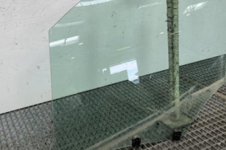 Vitre avant gauche CITROEN BERLINGO 2
