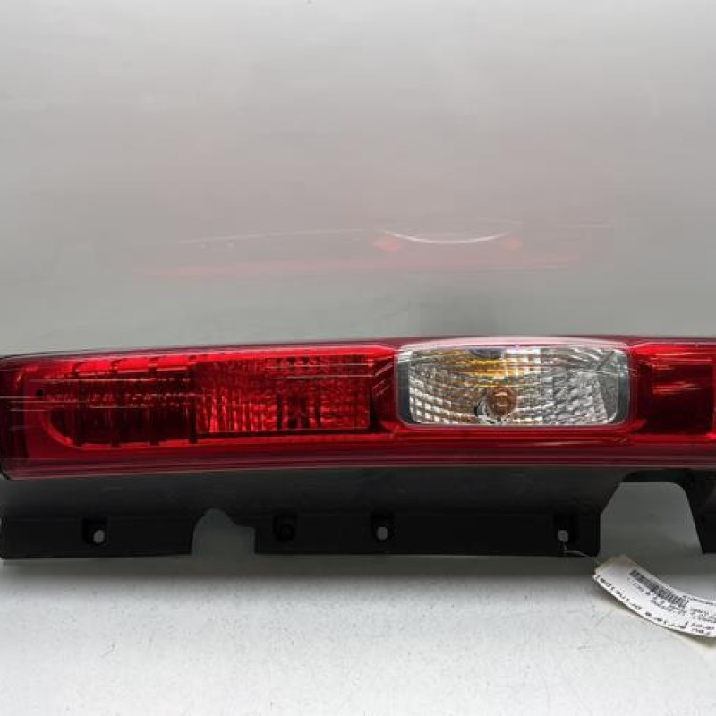 Feu arriere principal droit (feux) RENAULT TRAFIC 2 Photo n°1