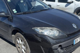 Renfort pare choc avant (traverse) RENAULT LAGUNA 3