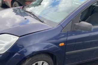 Poignee porte avant gauche FORD FIESTA 5