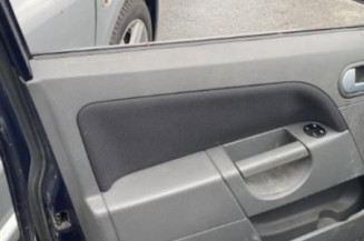 Poignee porte avant gauche FORD FIESTA 5