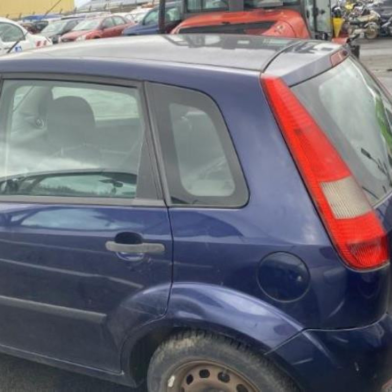 Poignee porte avant gauche FORD FIESTA 5 Photo n°11