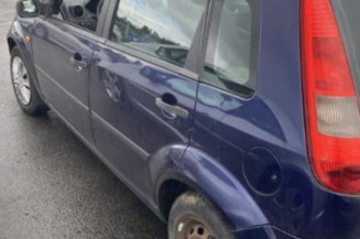 Poignee porte avant gauche FORD FIESTA 5