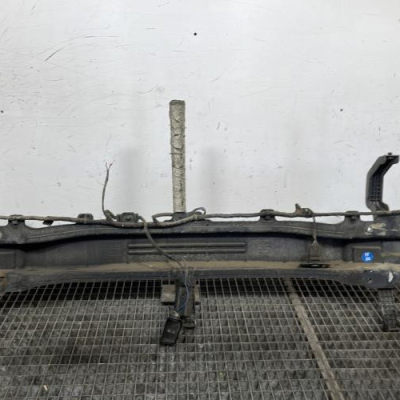 Renfort pare choc arriere (traverse) HYUNDAI I 20 2 Photo n°4