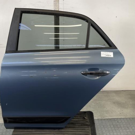 Porte arriere gauche HYUNDAI I 20 2 Photo n°1