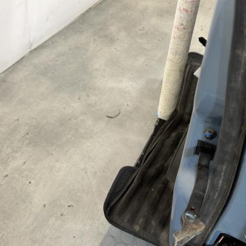 Porte avant gauche HYUNDAI I 20 2 Photo n°4