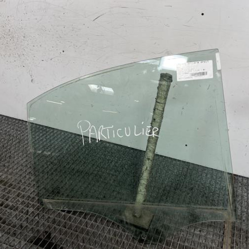 Vitre arriere droit FIAT PANDA 2 Photo n°3
