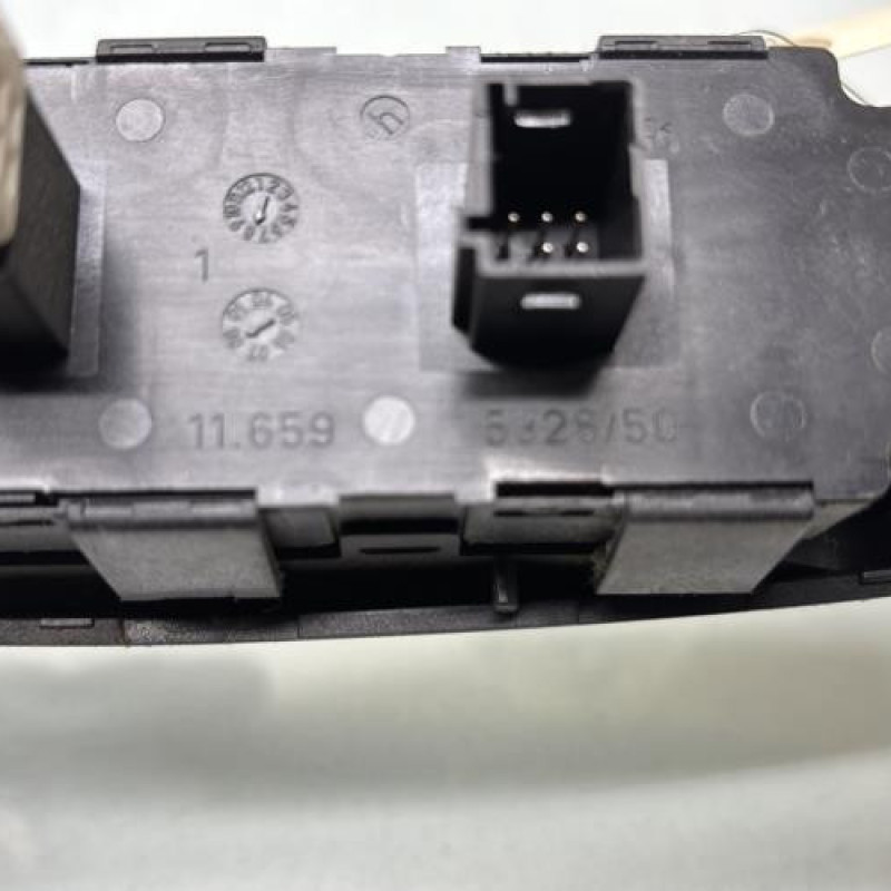 Interrupteur de leve vitre avant gauche CITROEN C4 PICASSO 1 Photo n°4